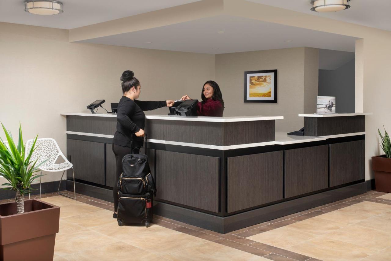 Candlewood Suites Alexandria West By Ihg Экстерьер фото